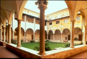 chiostro4-300x206