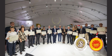 Premiati Batterie d’Eccellenza Aceto Balsamico Tradizionale di Modena D.O.P.